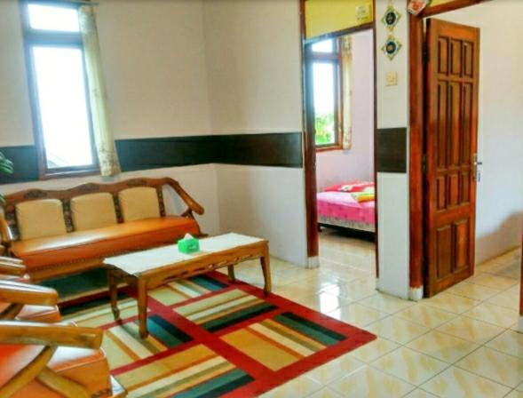 Bromo Otix Guest House الغرفة الصورة